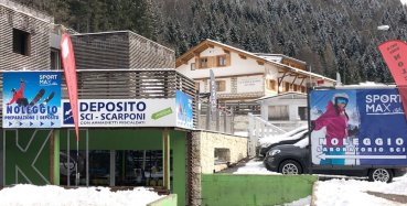 Location de skis Sport Max à Folgaria