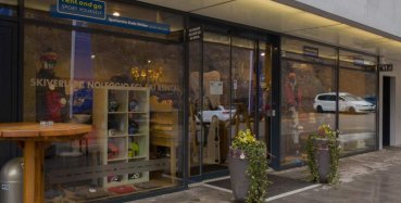 Ski rental Sportservice Erwin Stricker Merano Naif in Merano (BZ)